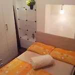 Ines Апартаменти *