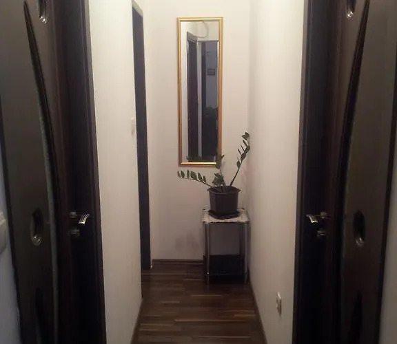 아파트 아파트먼트 이네스 *